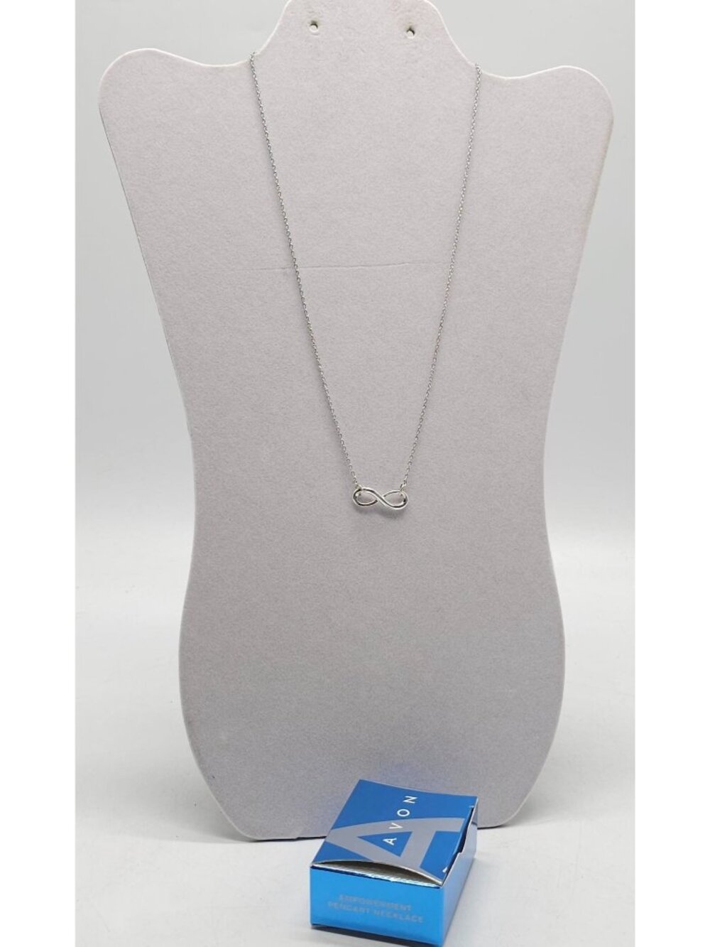 Avon Infinity Symbol Empowerment Pendant Necklace With Box 2009